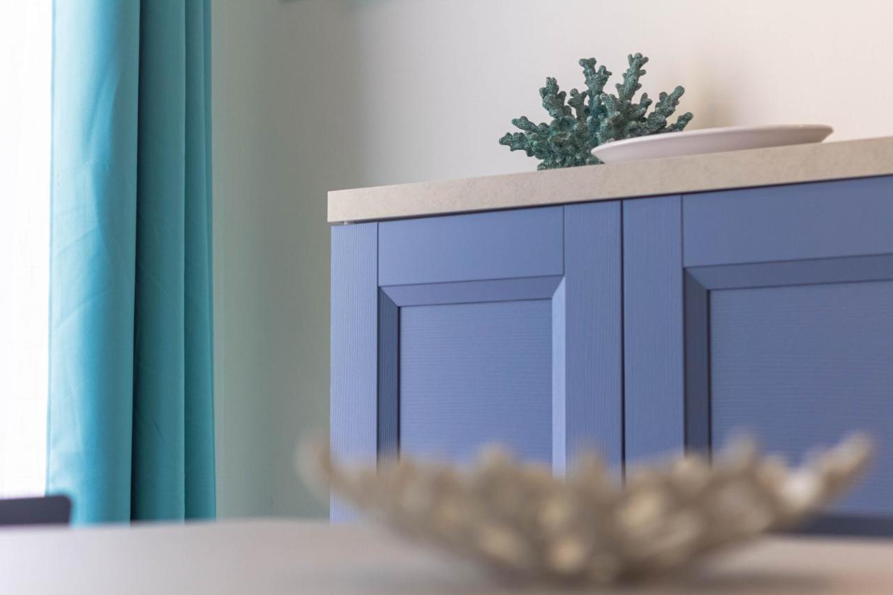 Roccabianca Rooms & Studios Стинтино Екстериор снимка