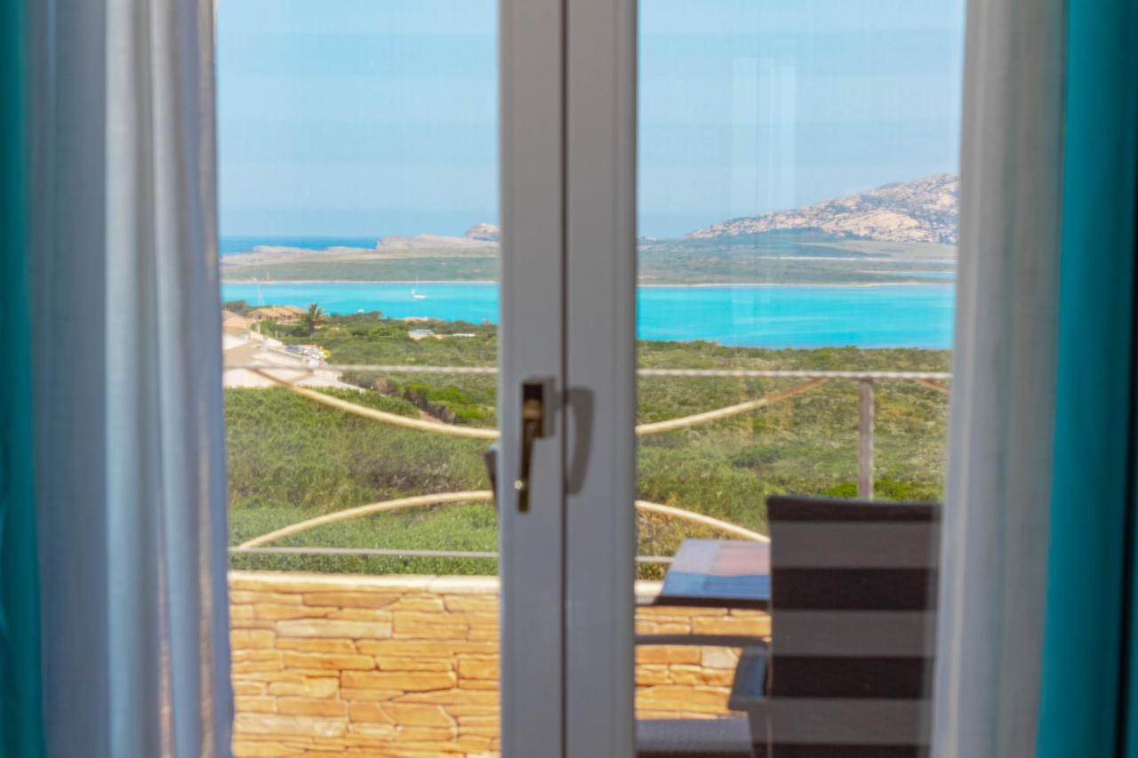 Roccabianca Rooms & Studios Стинтино Екстериор снимка